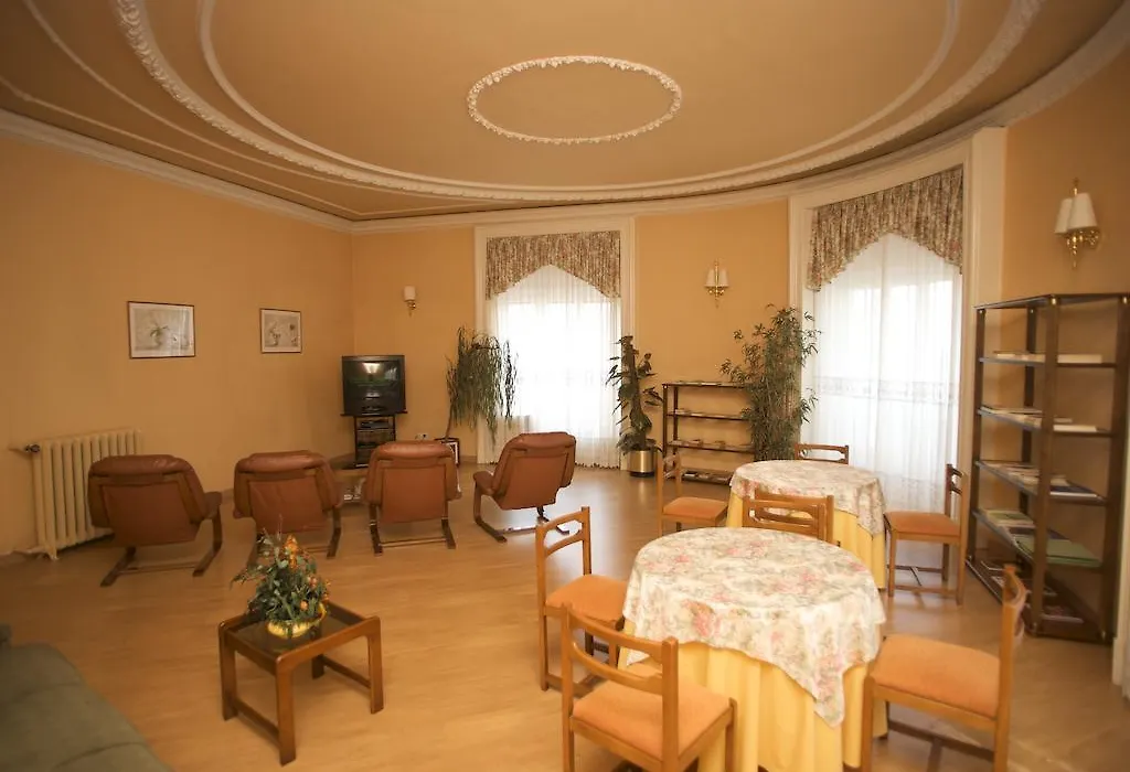 Hostal Andorra-1